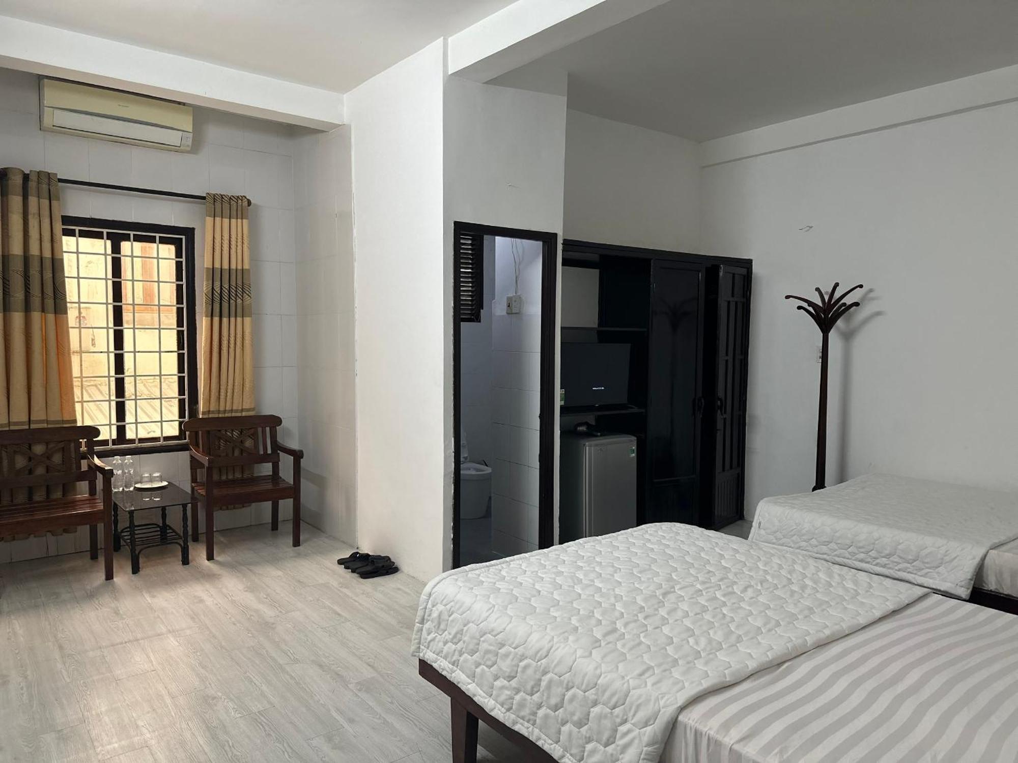 Dong Loi Hotel Hue Exterior photo