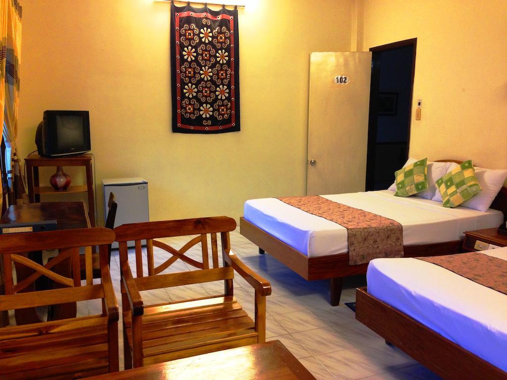 Dong Loi Hotel Hue Room photo